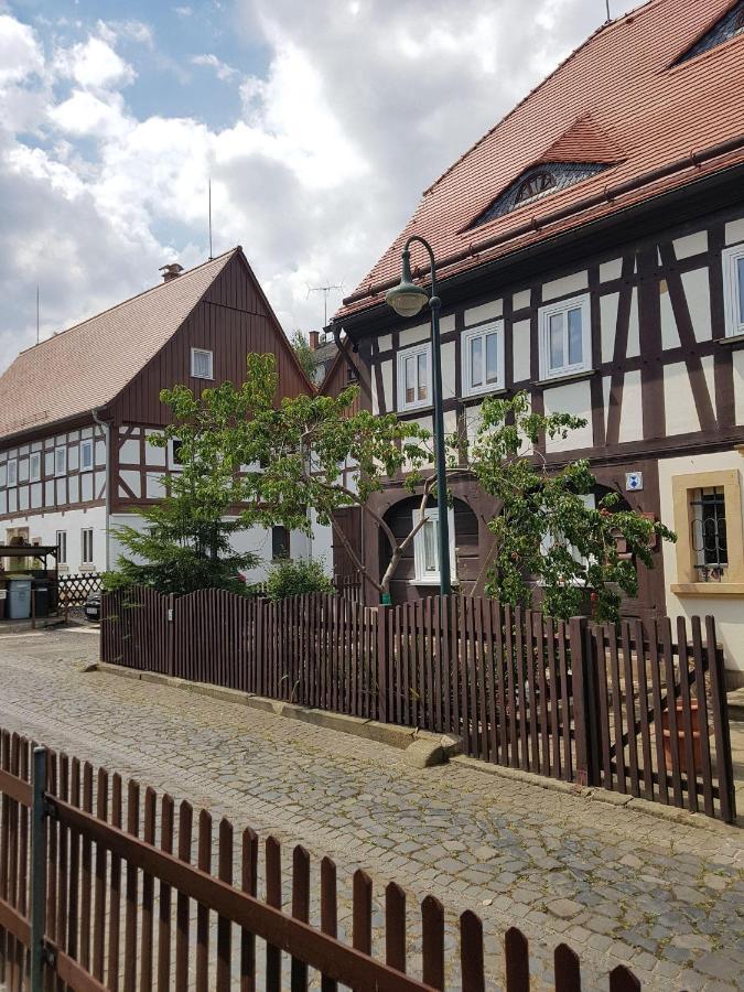 Auf-Der-Muehlwiese Apartamento Großschönau Exterior foto